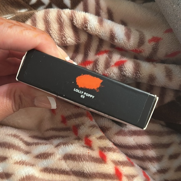 Fenty Beauty Suede Powder Blush in Lolly Poppy - Picture 5 of 5